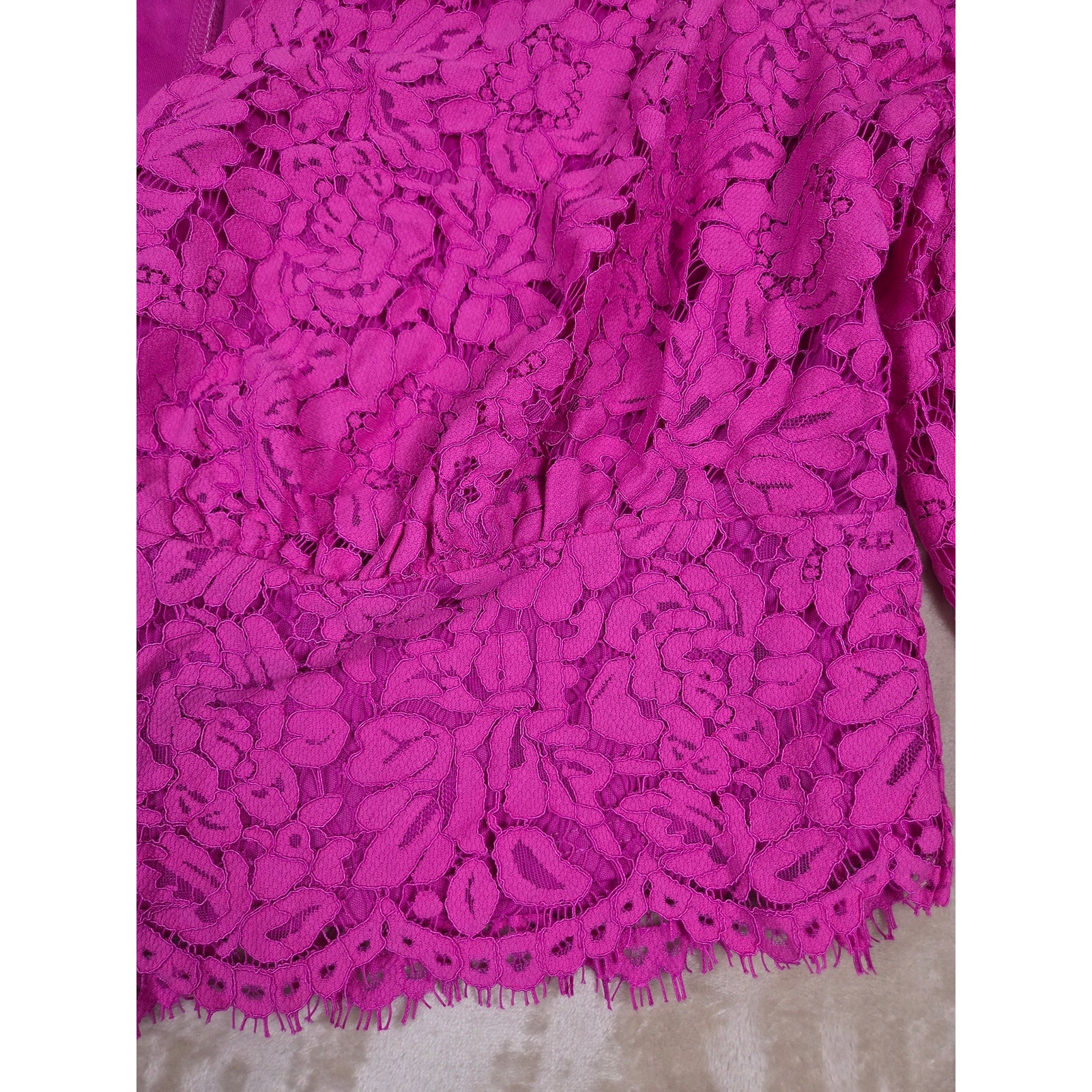 Fashion To Figure Magenta Pink Floral Lace V-Neck Crop Top Blouse 3x Plus — image 3 of 8